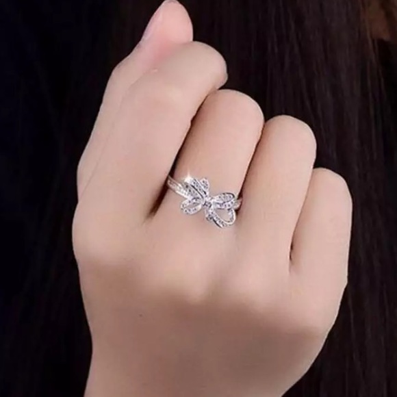 NEW 💎 925 Silver Adjustable big bow CZ Ring - Picture 2 of 6